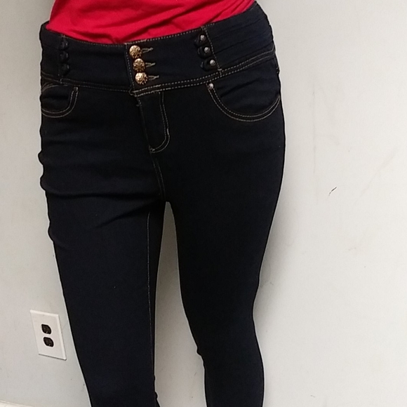 Never worn.jean jegging. - Picture 2 of 5